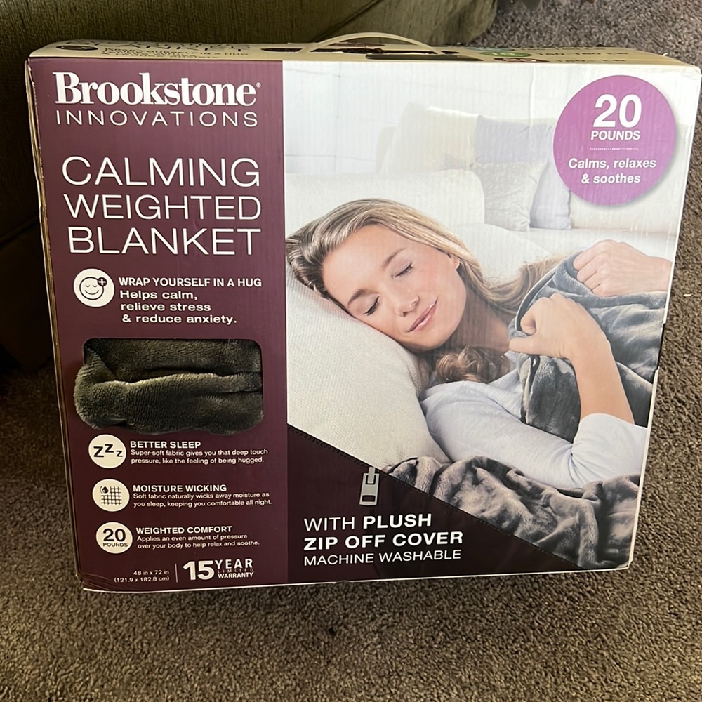 Brookstone Innovations Calming Weighted Blanket NIB